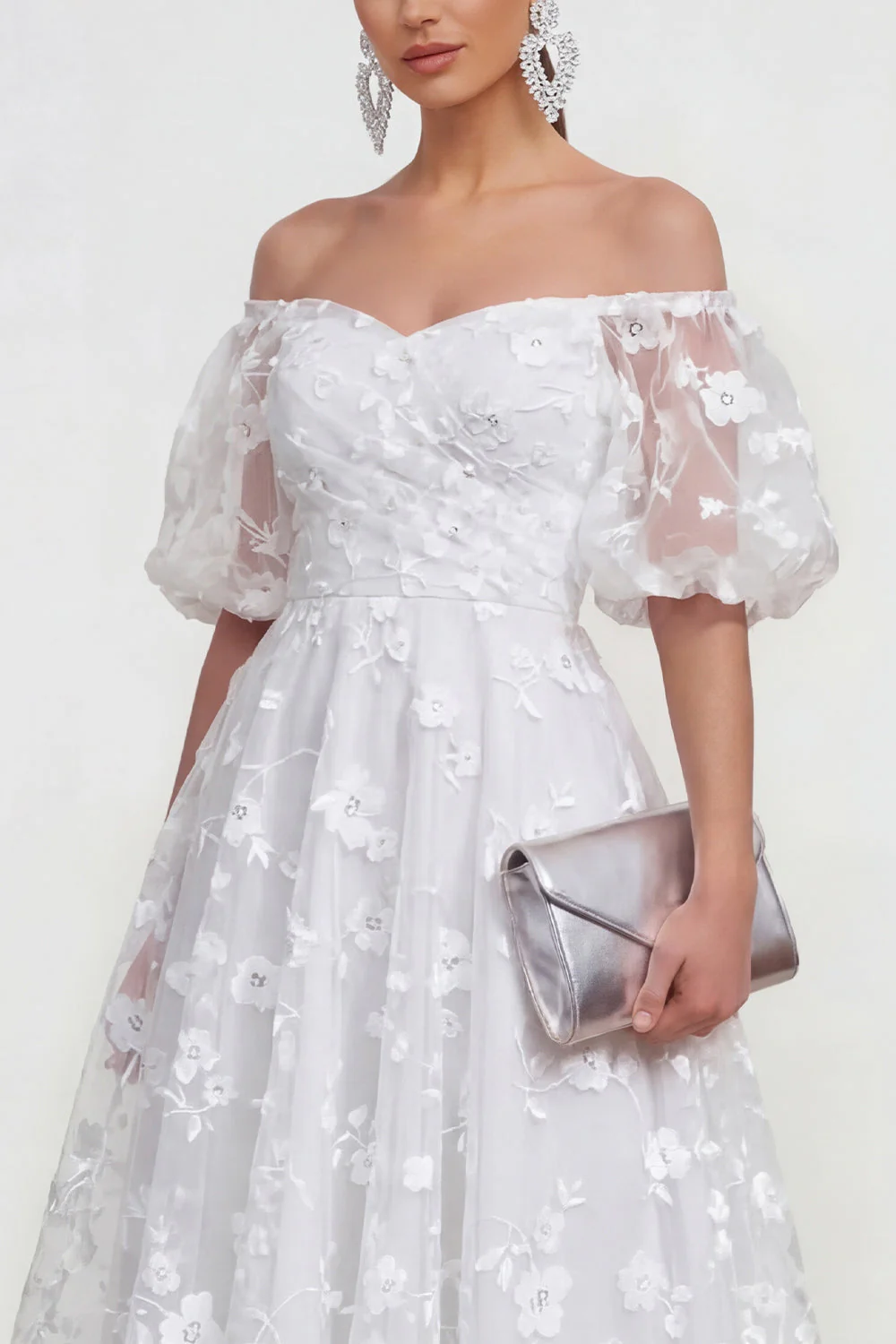 Robe midi midi rose à lignes dénudées, avec dentelle dans le dos - Image 19