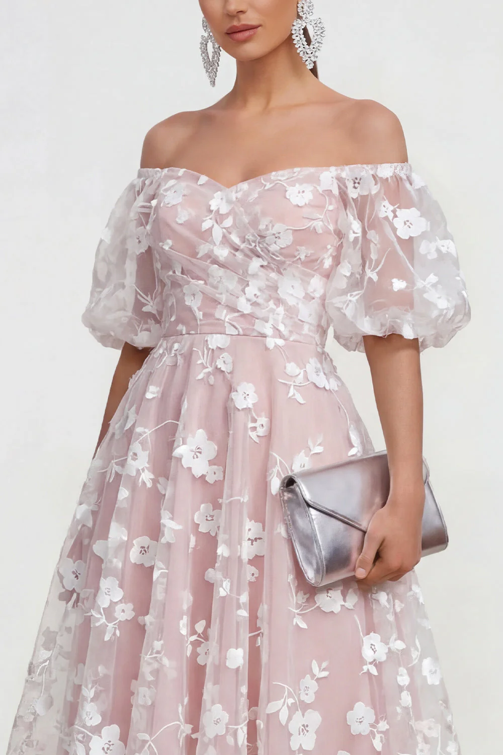 Robe midi midi rose à lignes dénudées, avec dentelle dans le dos - Image 23