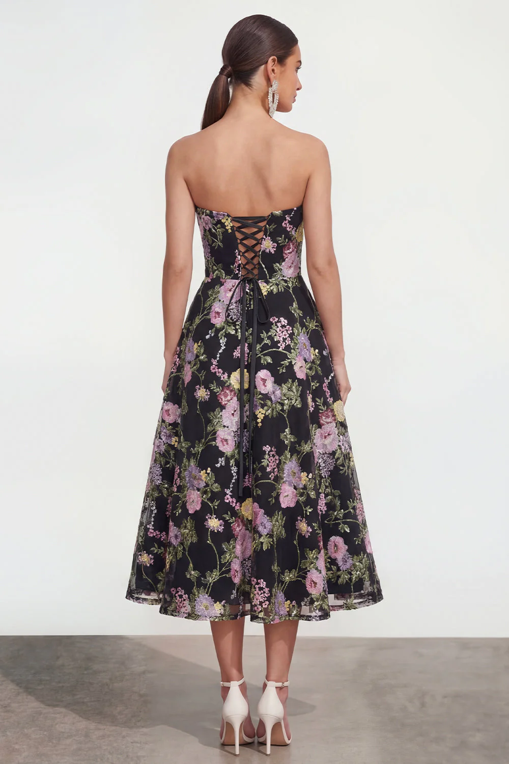 Robe midi sans bretelles A Line Fleur rose noire avec poches - Image 2