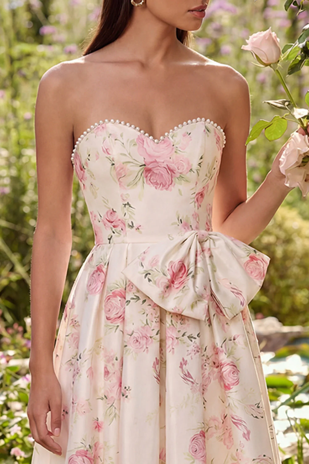 Robe midi sans bretelles à motif fleur blanche rose avec nœud papillon - Image 3