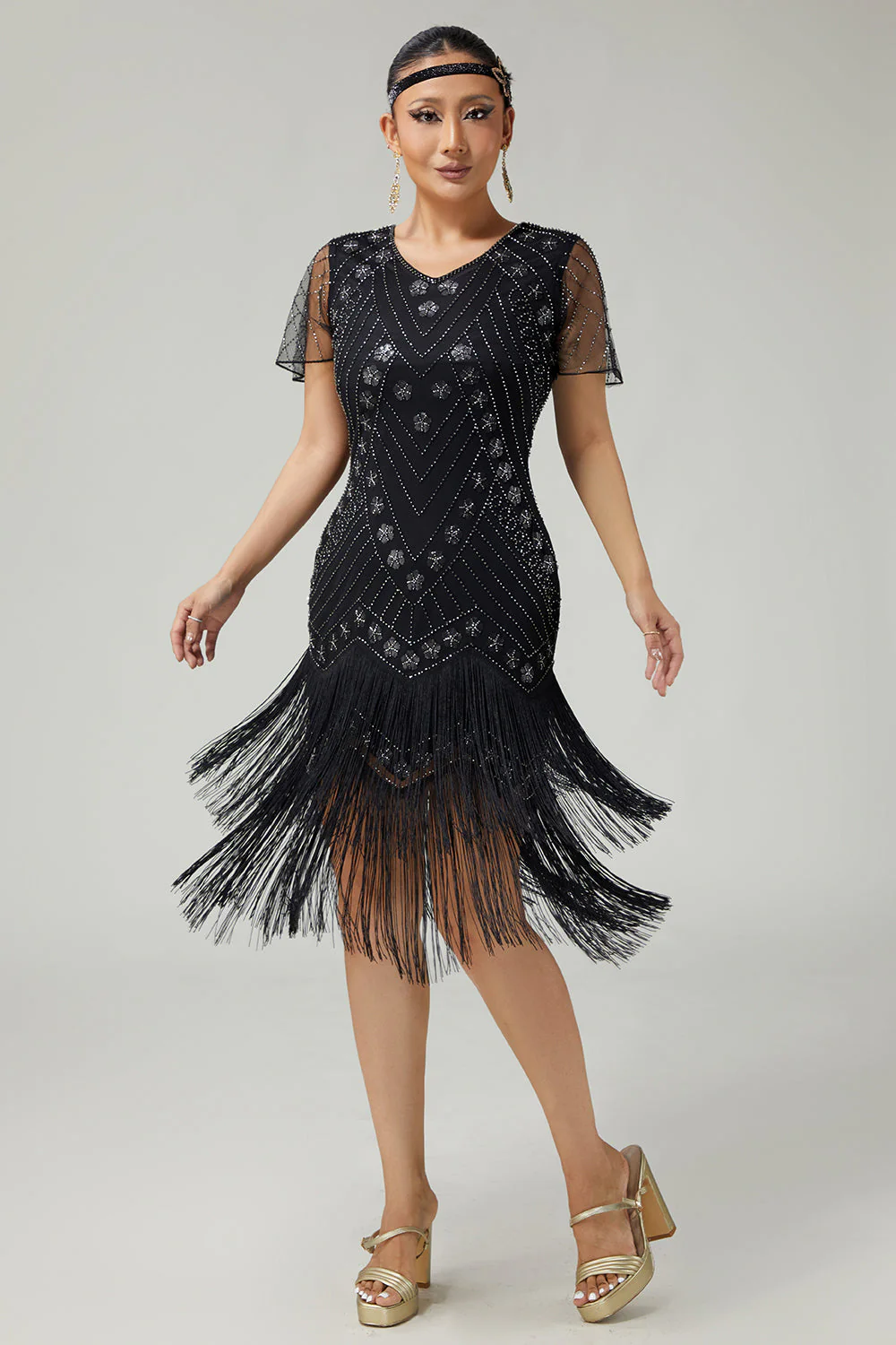 Robe moulante à franges frangées de perles d’argent noir des années 1920 avec ensemble de 5 accessoires - Image 6