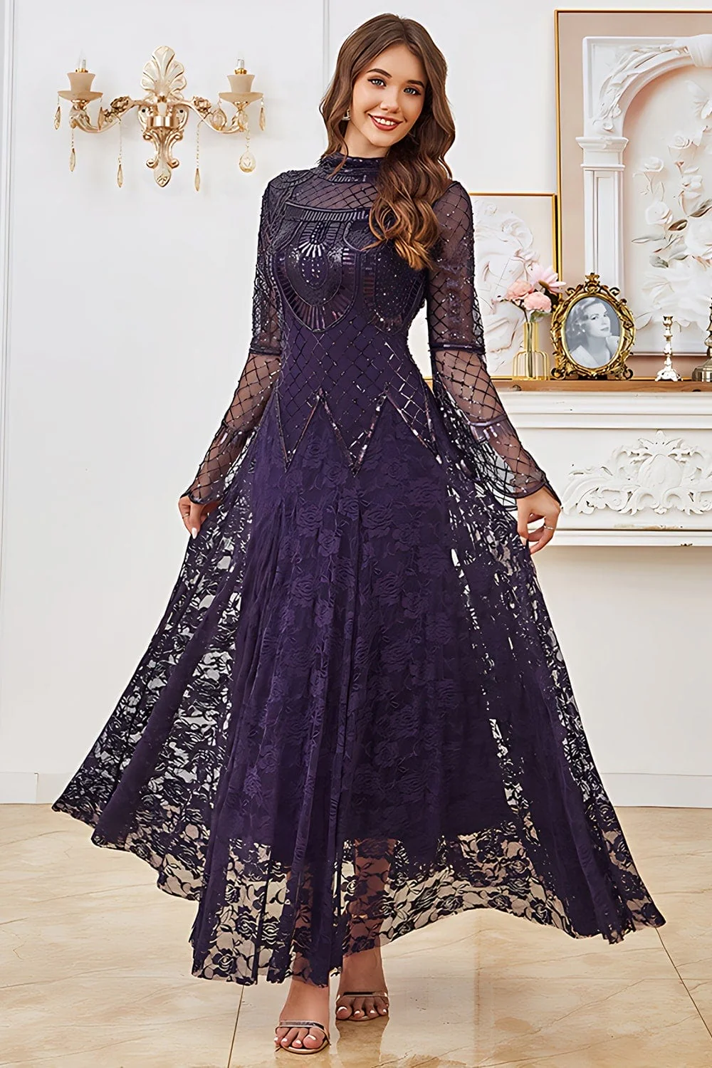 Robe noire à manches longues perlée en dentelle en forme de mère de la mariée - Image 5