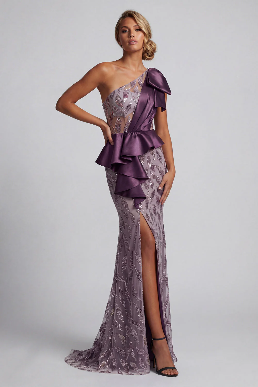 Robe scintillante à paillettes violettes sirène à une épaule avec fente - Image 3