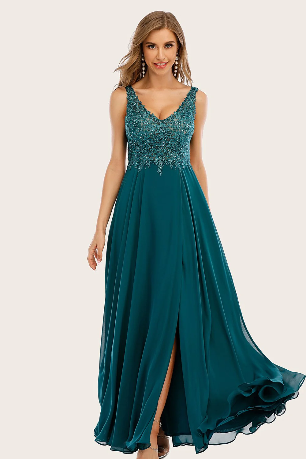 Robe turquoise de long prom de mousseline de soie avec perlé - Image 5