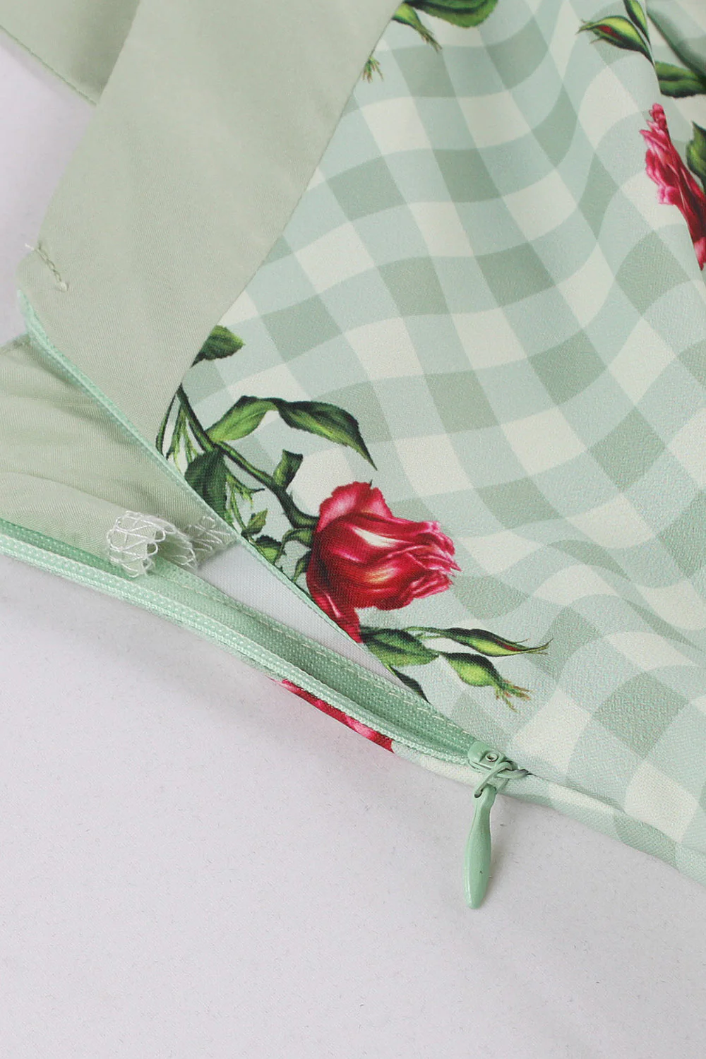 Robe verte à carreaux des années 50 avec imprimé floral - Image 4