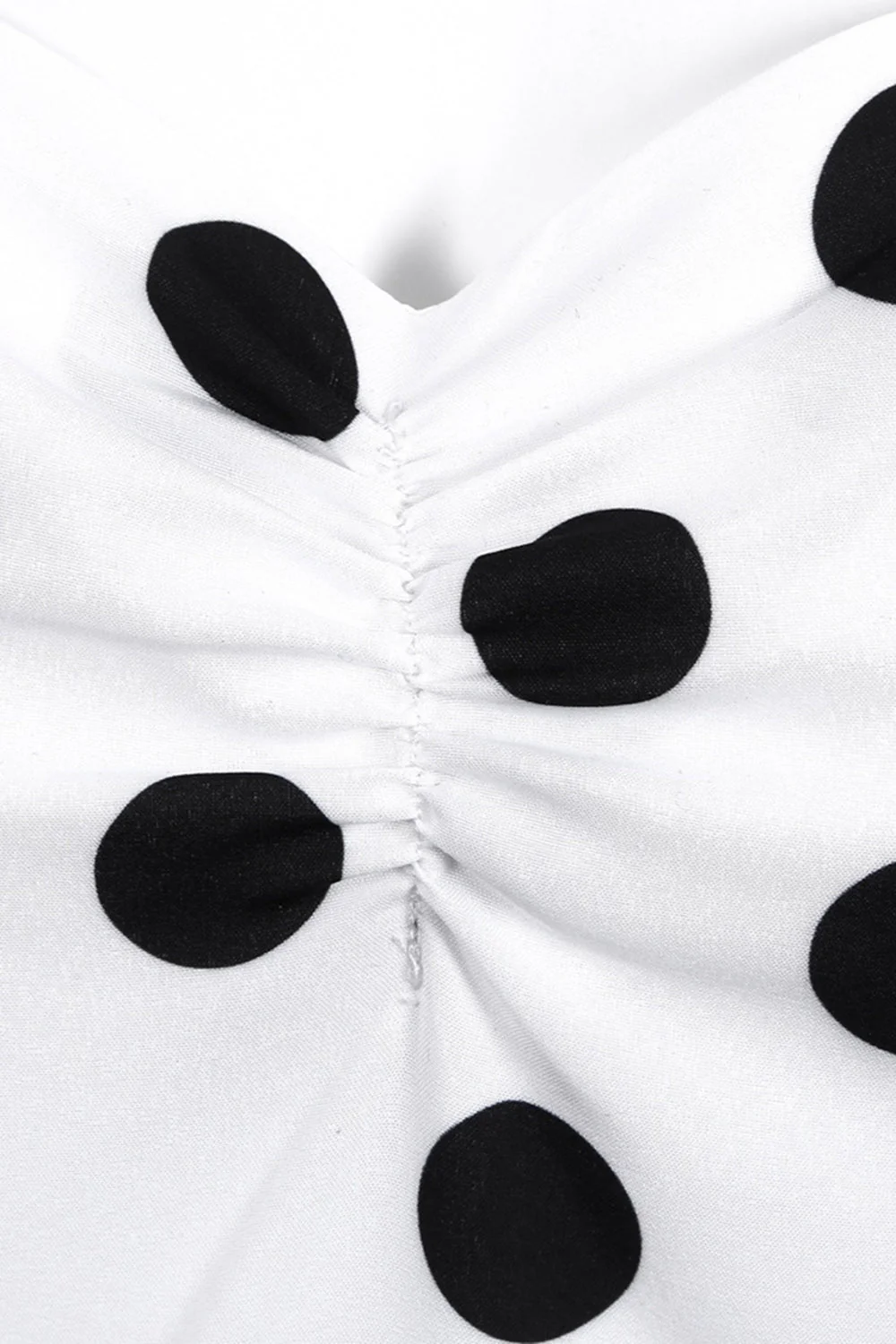 Robe vintage blanche à pois avec manches courtes - Image 5