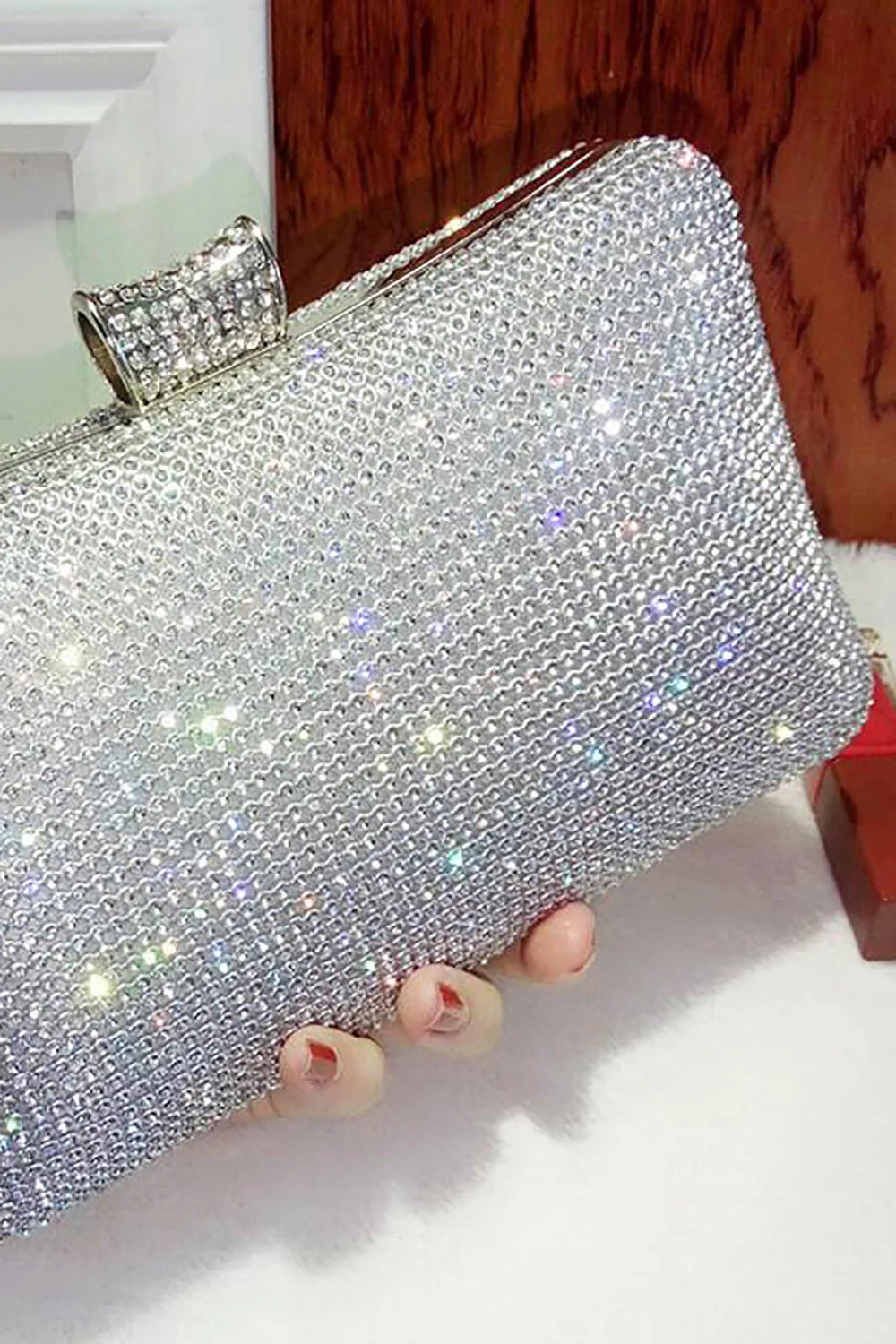 Sac à main de soirée en strass noir - Image 8