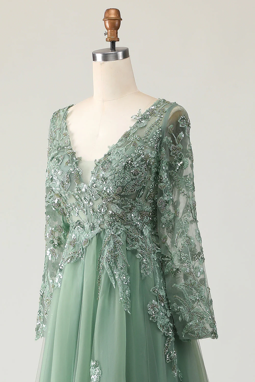 Robe de bal vert sauge trapèze à col en V - Image 8