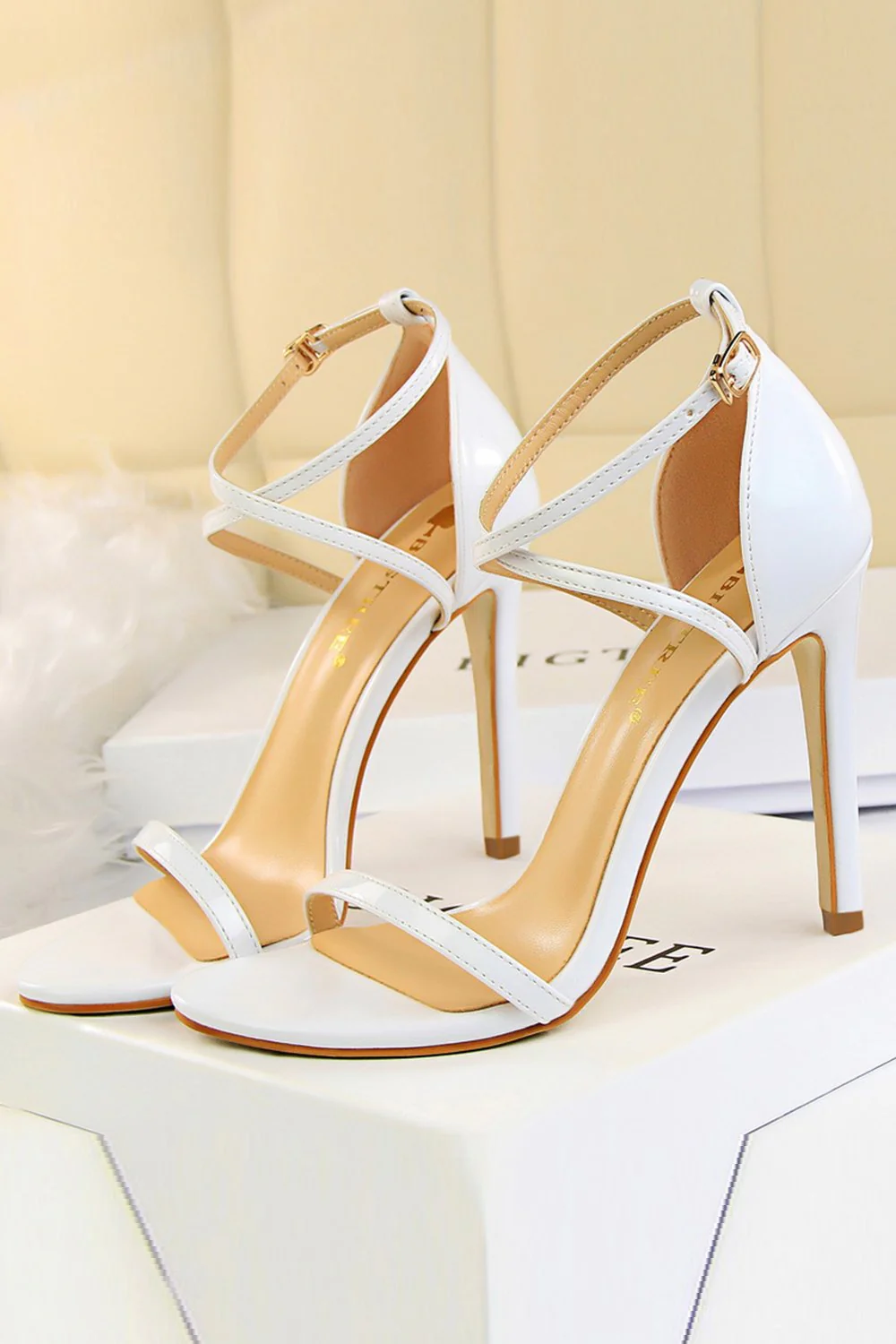 Sandales stiletto noires - Image 15