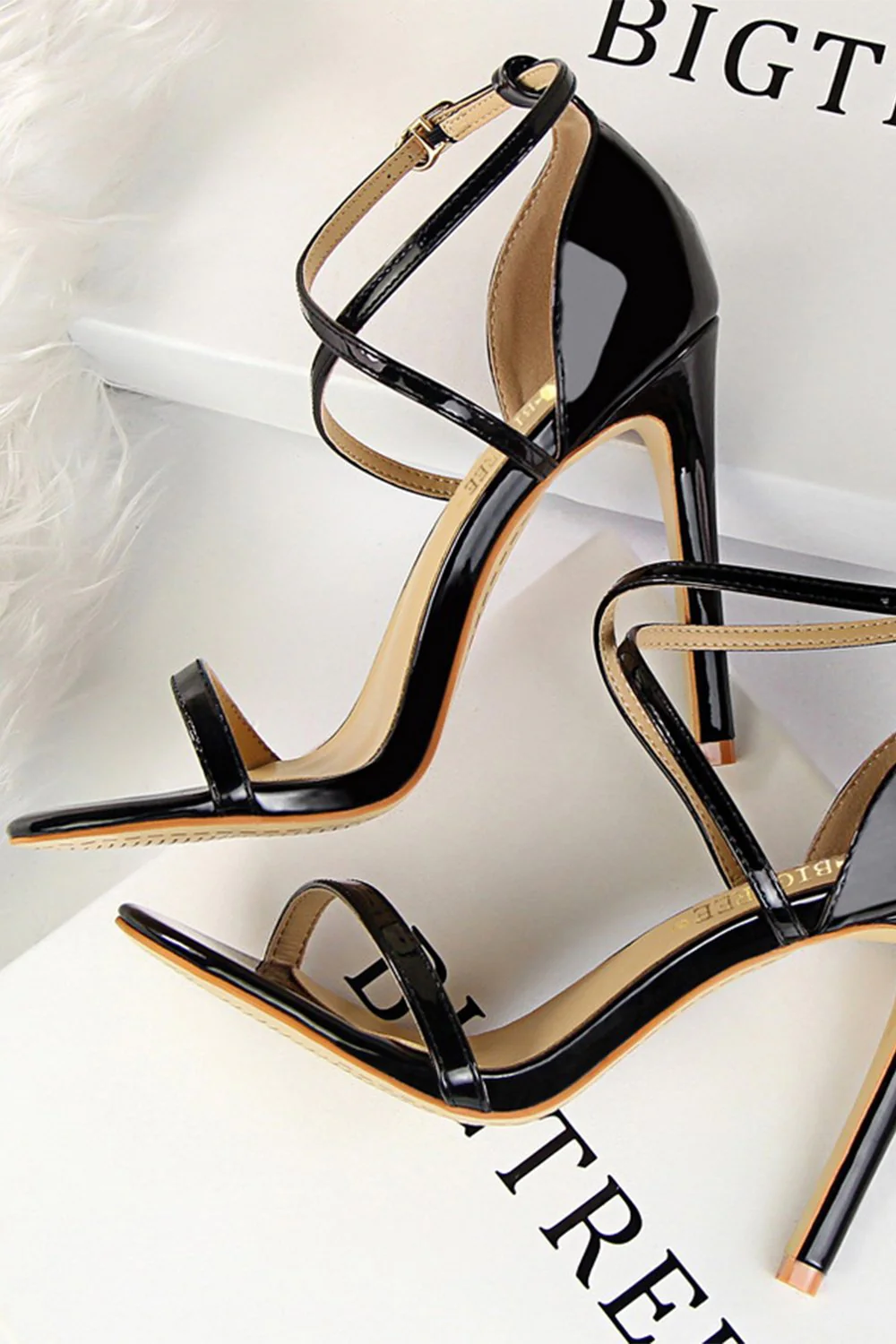 Sandales stiletto noires - Image 5