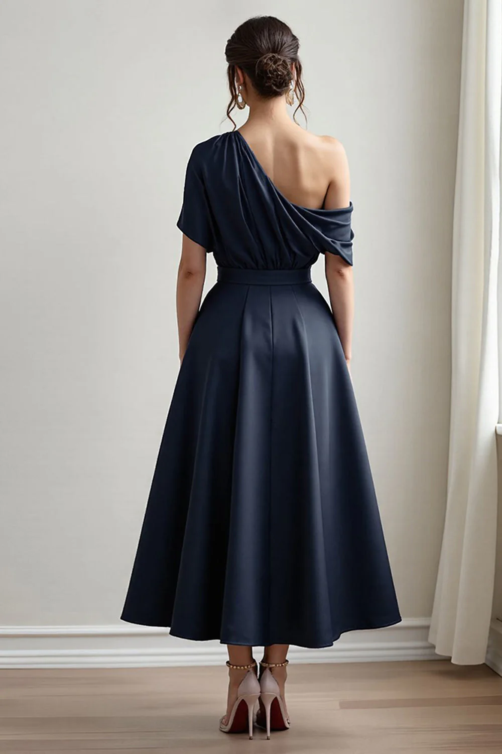 Robe mère de la mariée noire satin ligne A avec poches - Image 12
