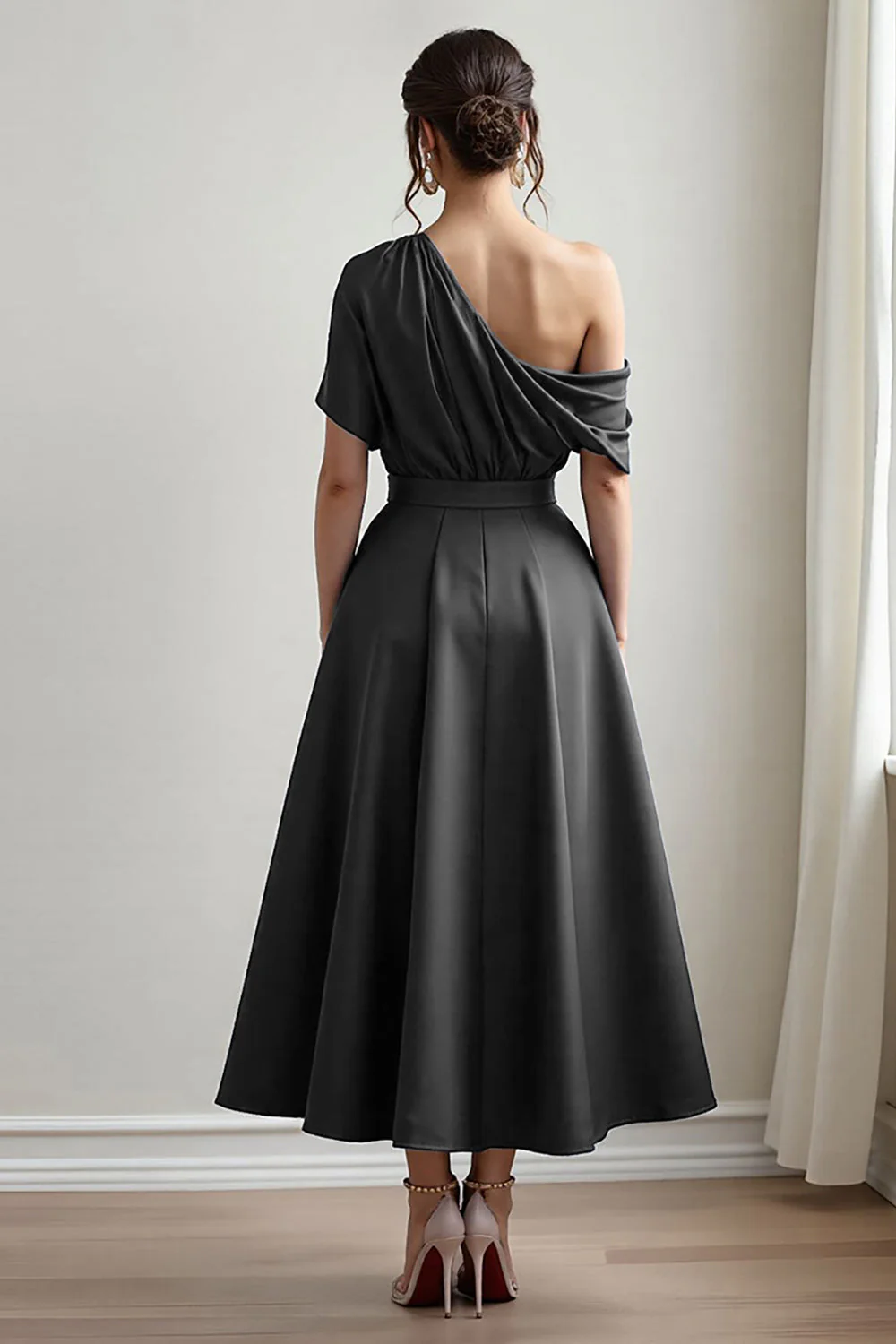 Robe mère de la mariée noire satin ligne A avec poches - Image 2