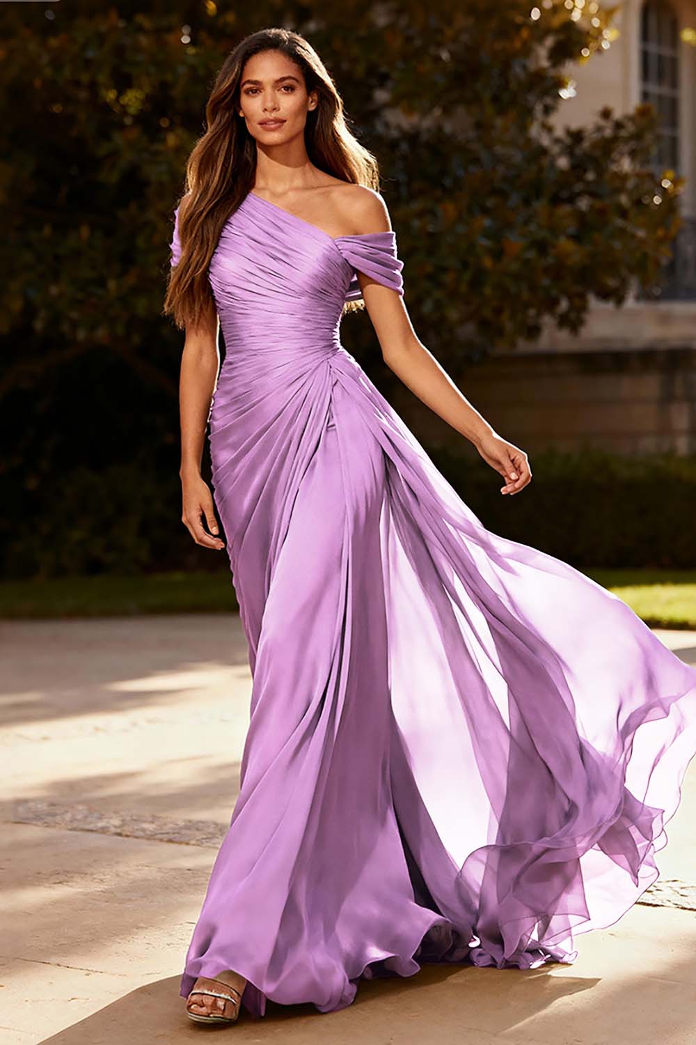 Robe formelle longue grande taille en organza sage poussiéreux à épaule unique plissée - Image 19