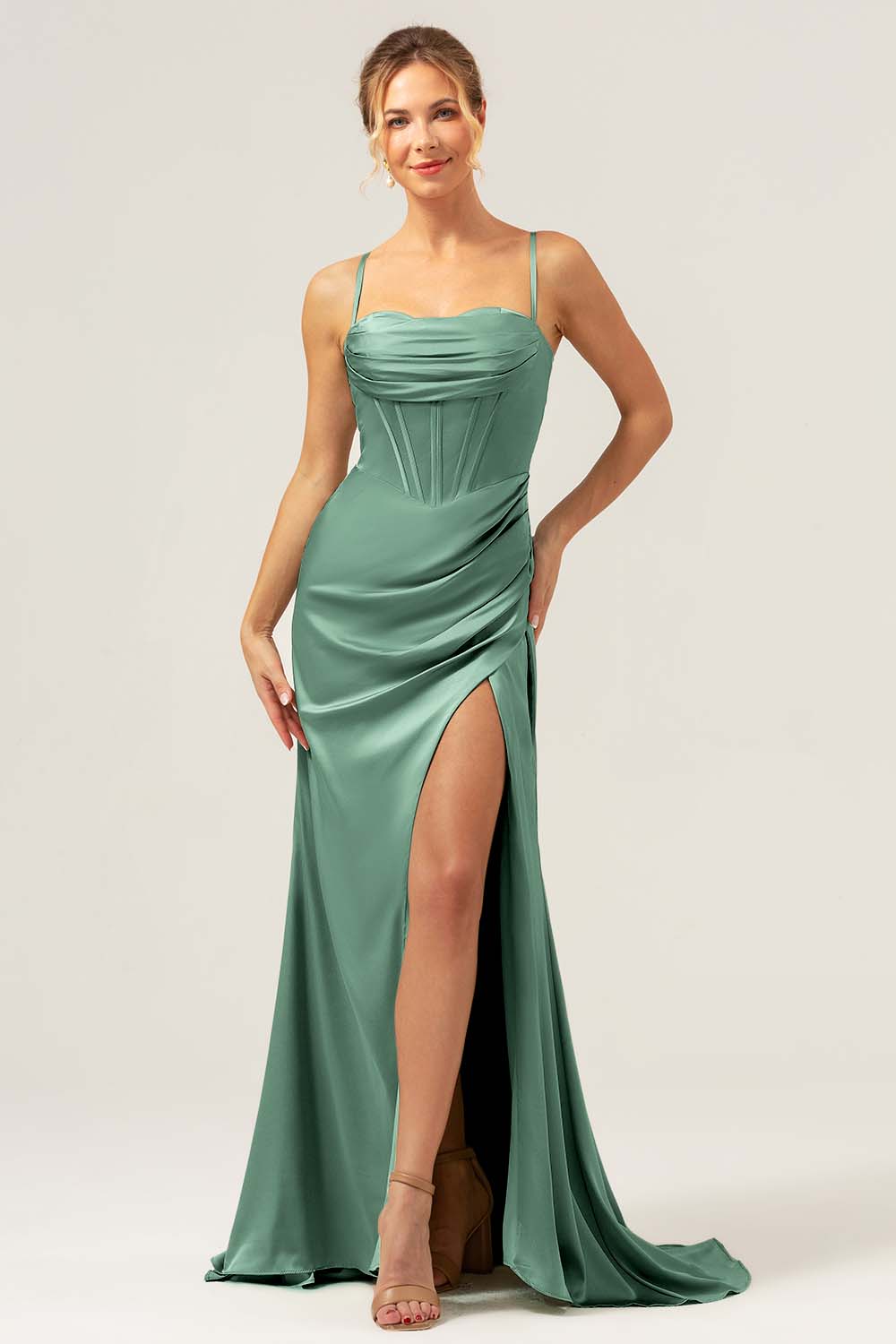 Sauge poussiéreuse Sirène Spaghetti Bretelles Corset Satin Demoiselle d’honneur Robe avec Fente - Image 3