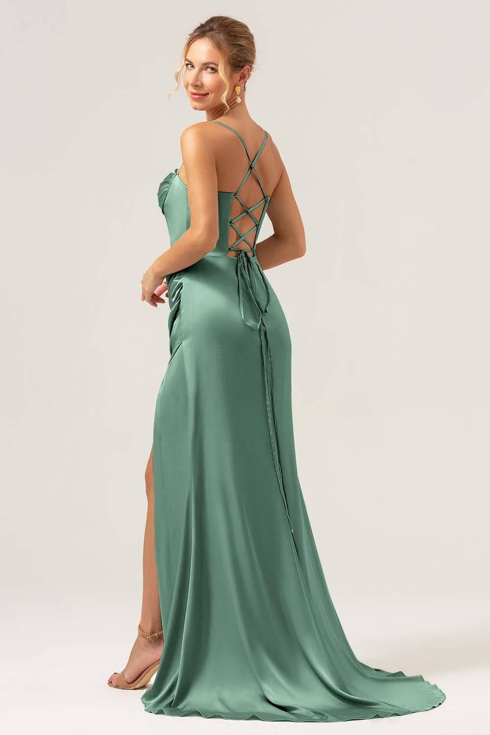 Sauge poussiéreuse Sirène Spaghetti Bretelles Corset Satin Demoiselle d’honneur Robe avec Fente - Image 4