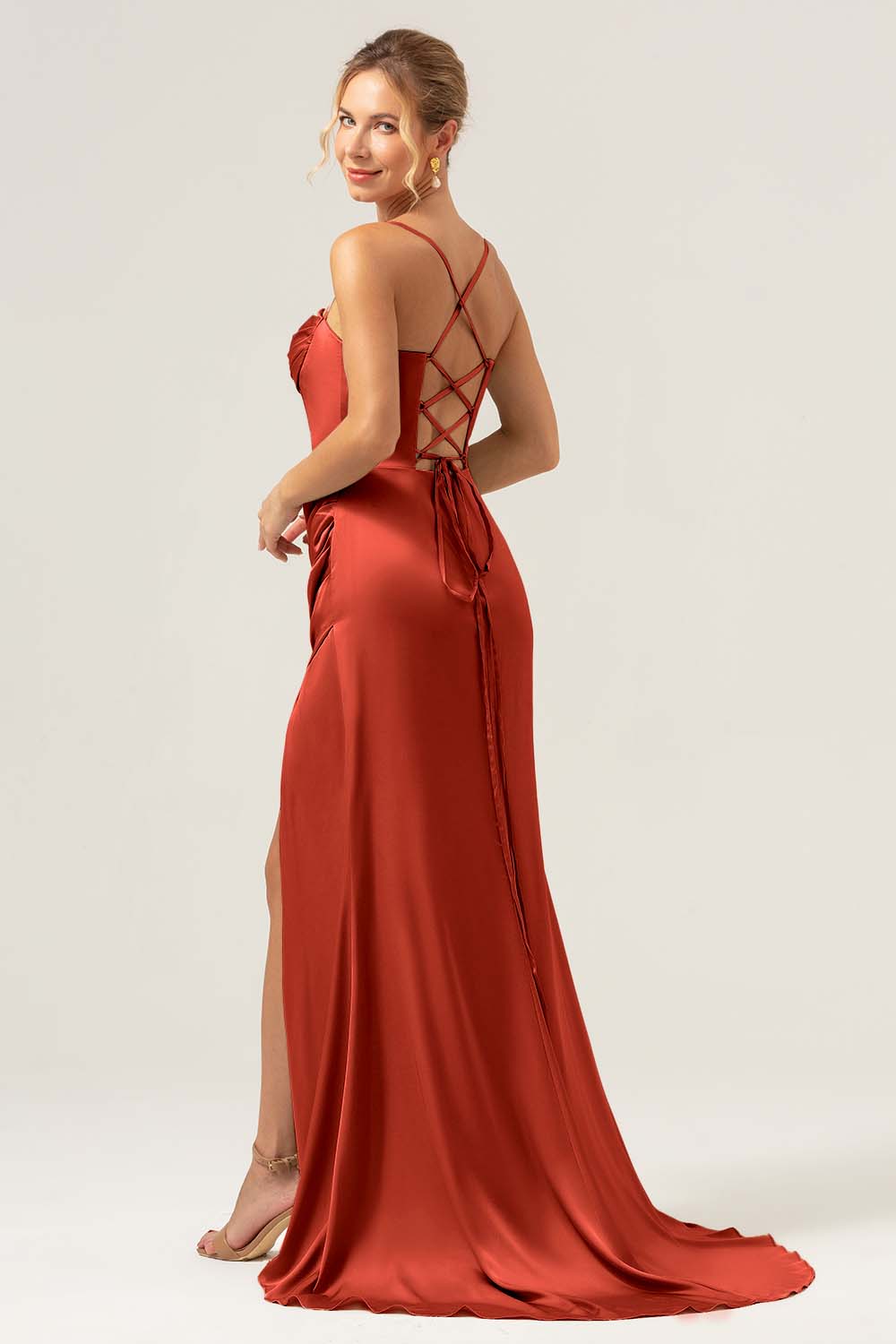 Sauge poussiéreuse Sirène Spaghetti Bretelles Corset Satin Demoiselle d’honneur Robe avec Fente - Image 8