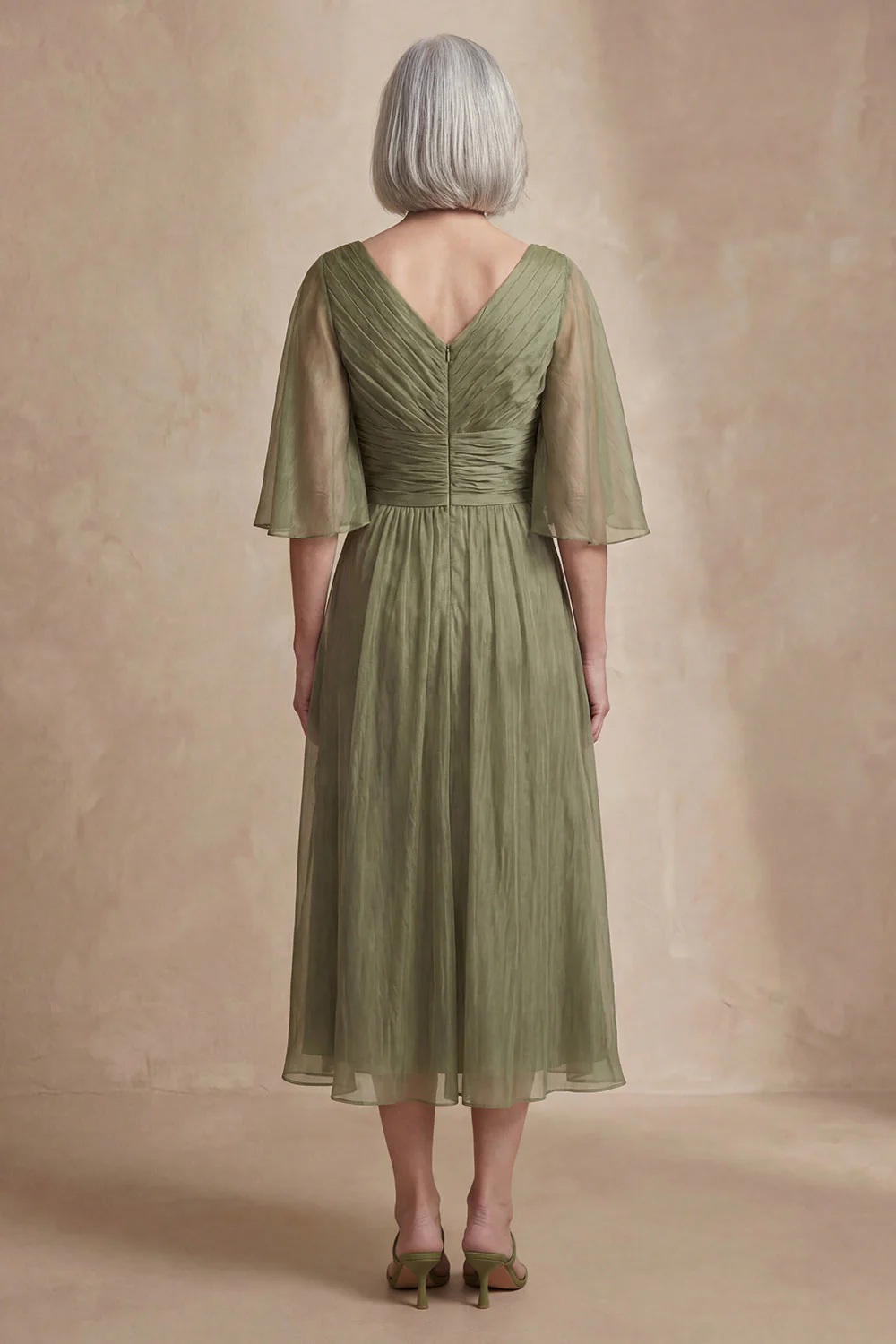 Sauge poussiéreuse Une robe midi à manches midi plissée midi Sage - Image 2