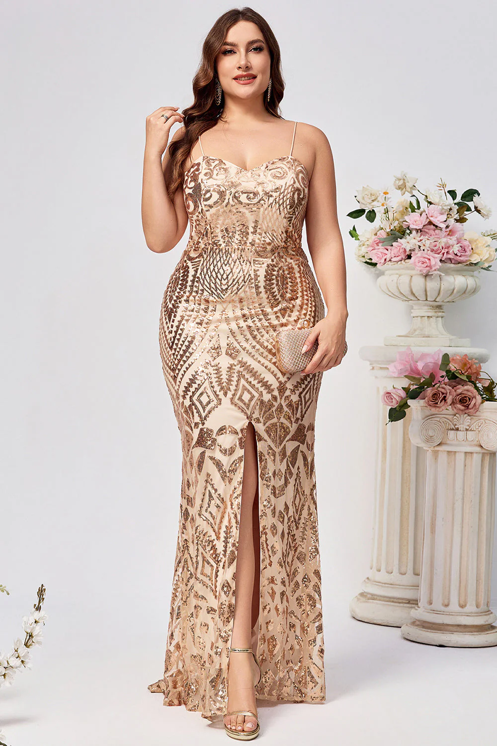 Scintillant grande taille sirène dorée brodée de paillettes longue robe de bal avec fente
