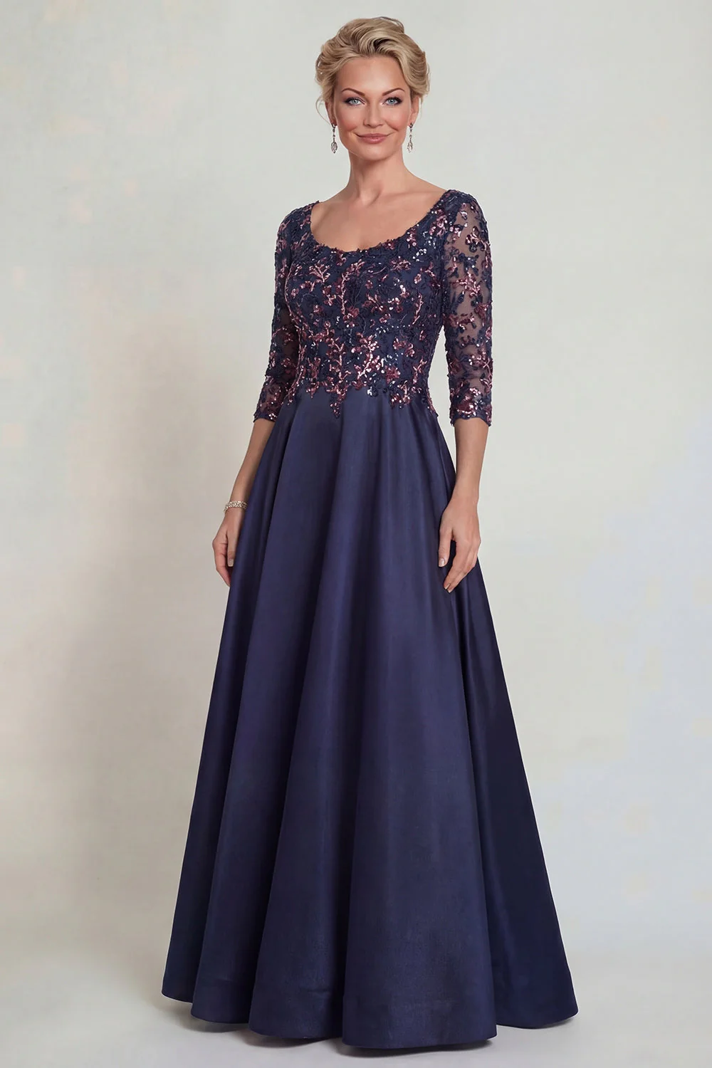 Sequins bleu marine Une ligne longue robe mère de la mariée à manches demi-manches