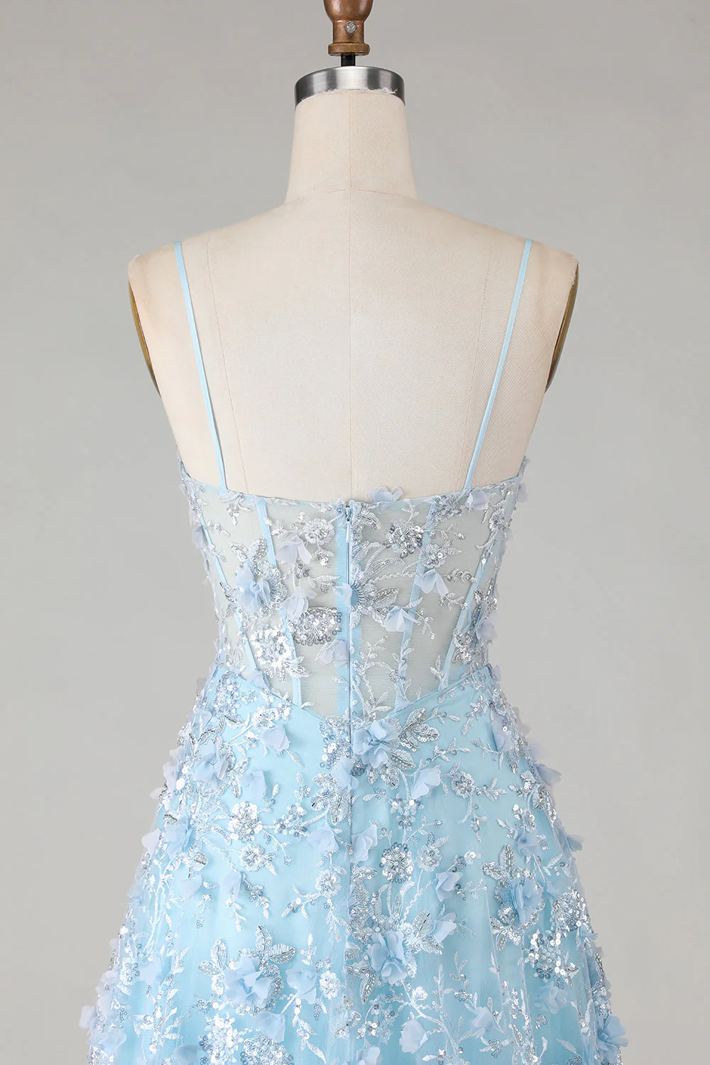 Sequins bleus : une robe de bal longue à applique en corset transparent avec une fente - Image 7