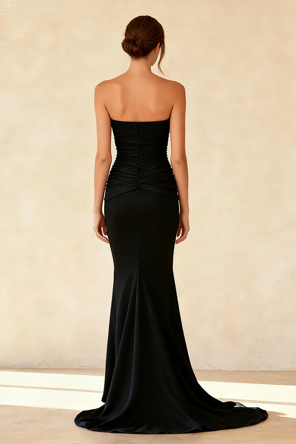 Simple Mermaid Robe longue plissée noire sans bretelles - Image 2