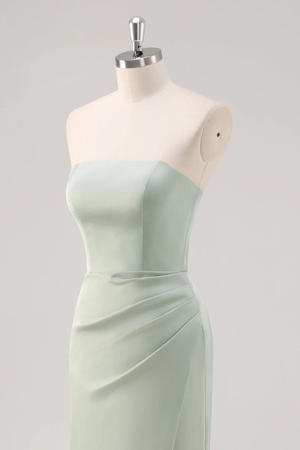 Simple Sirène Satin Sans Bretelles Vert Sauge Robe de demoiselle d’honneur avec fente - Image 6