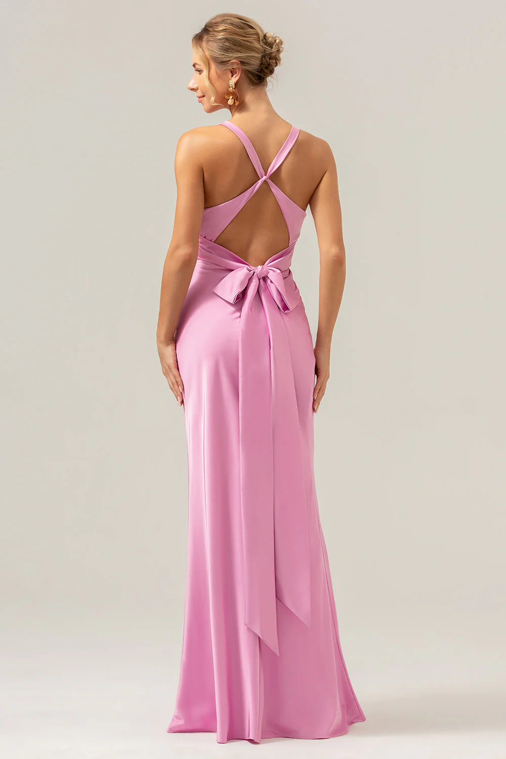 Sirène Eucalyptus col en V froncé robe de demoiselle d’honneur en satin avec lacets dans le dos - Image 18