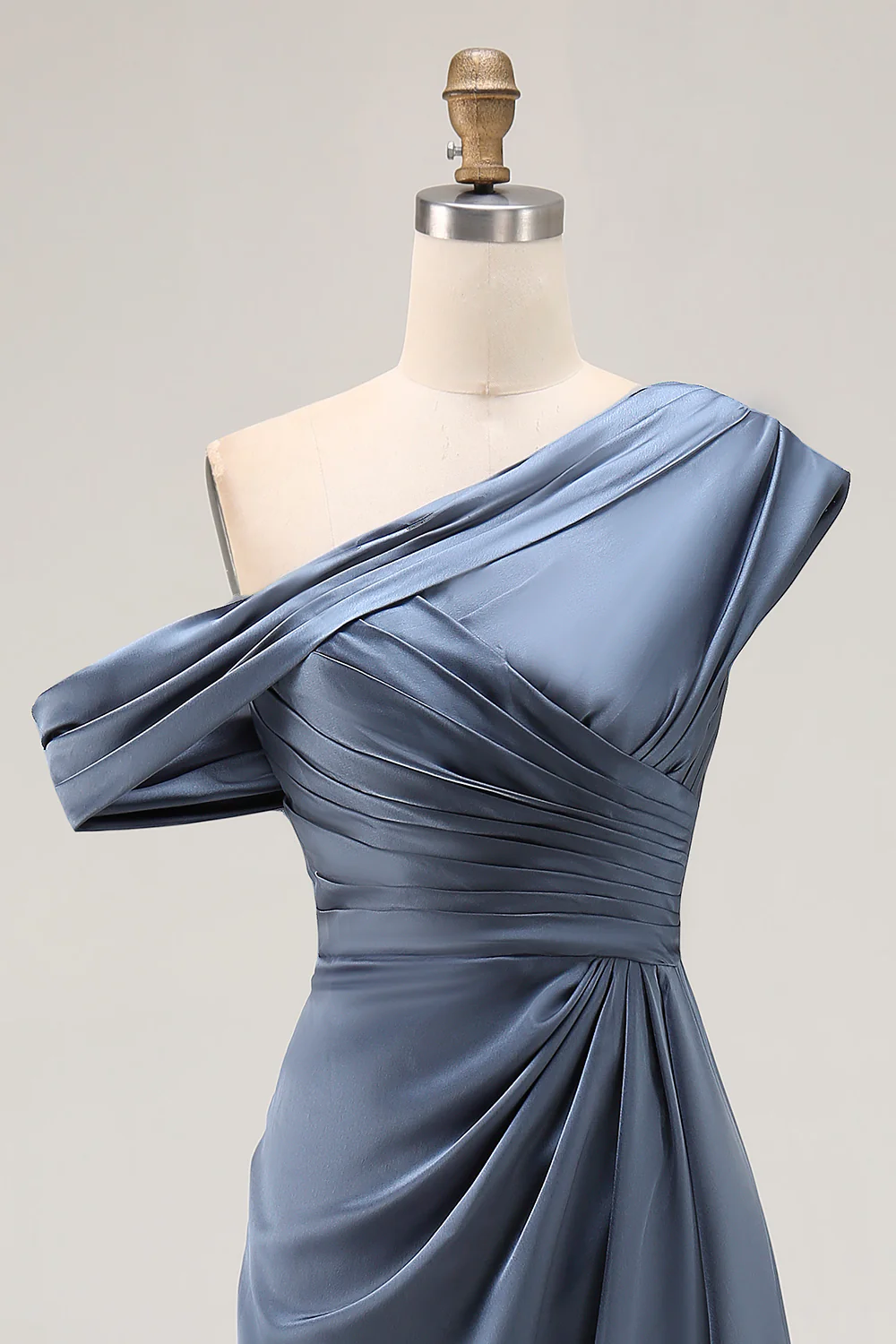 Sirène gris bleu une épaule Satin froncé Mère de la mariée robe à volants - Image 6