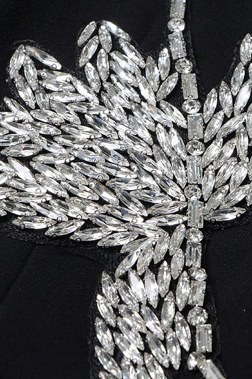 Blazer de Soirée de fin d'année pour femme avec revers cranté et perles noires scintillantes - Image 3