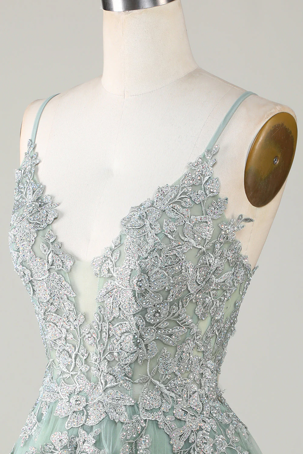 Élégante robe de cocktail courte verte à bretelles spaghetti avec appliques - Image 5