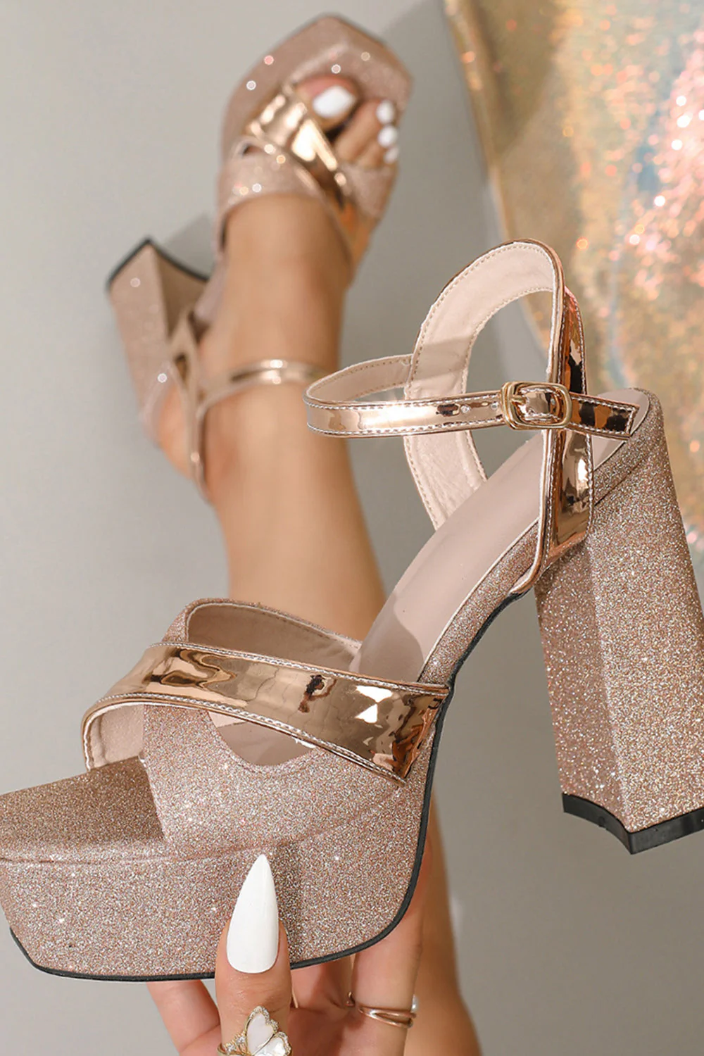 Talons hauts de bal de promo dorés dorés et gros à bout ouvert Glitter Rose