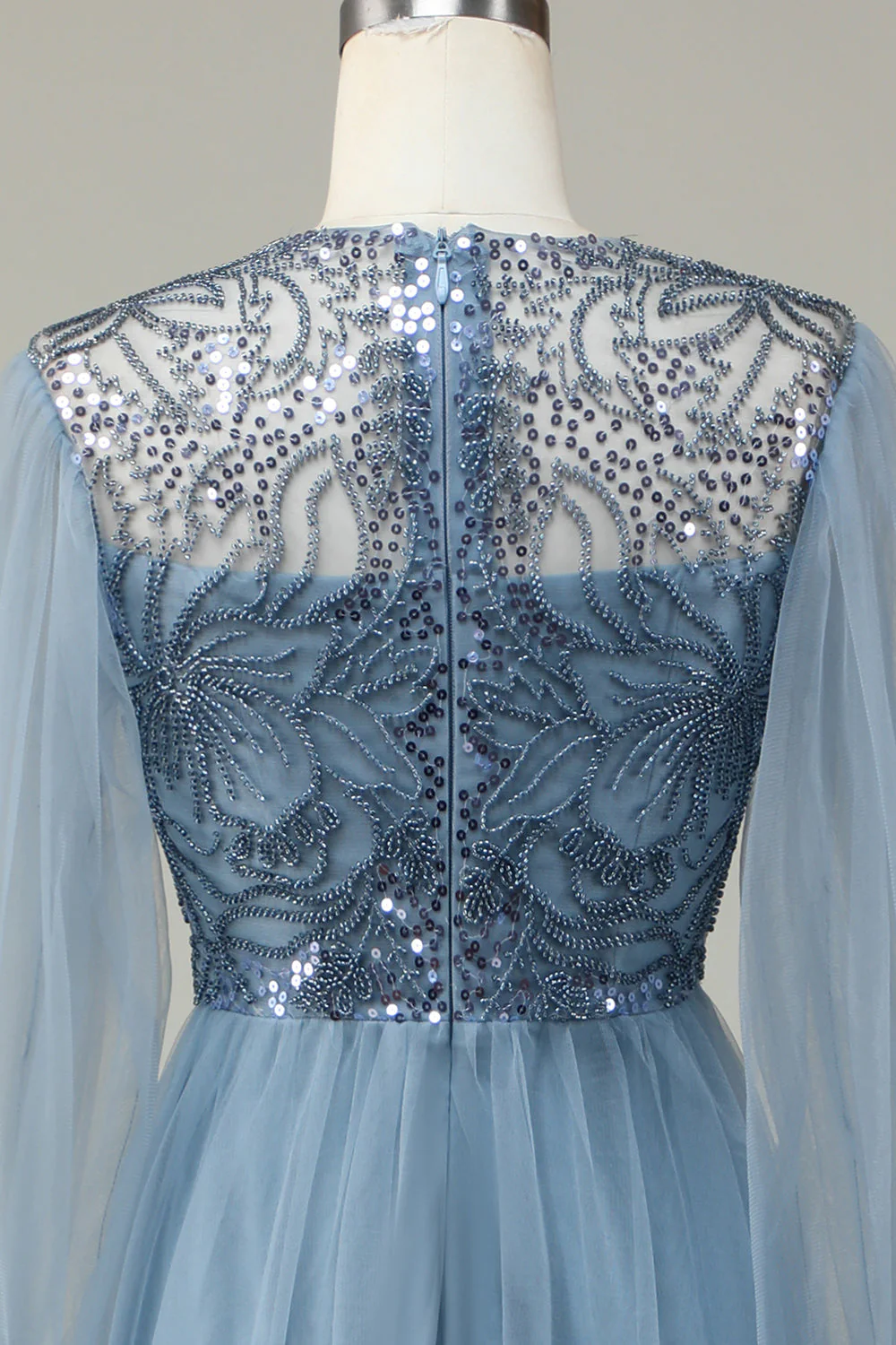 Une ligne gris bleu paillettes manches longues robe demoiselle d’honneur - Image 4