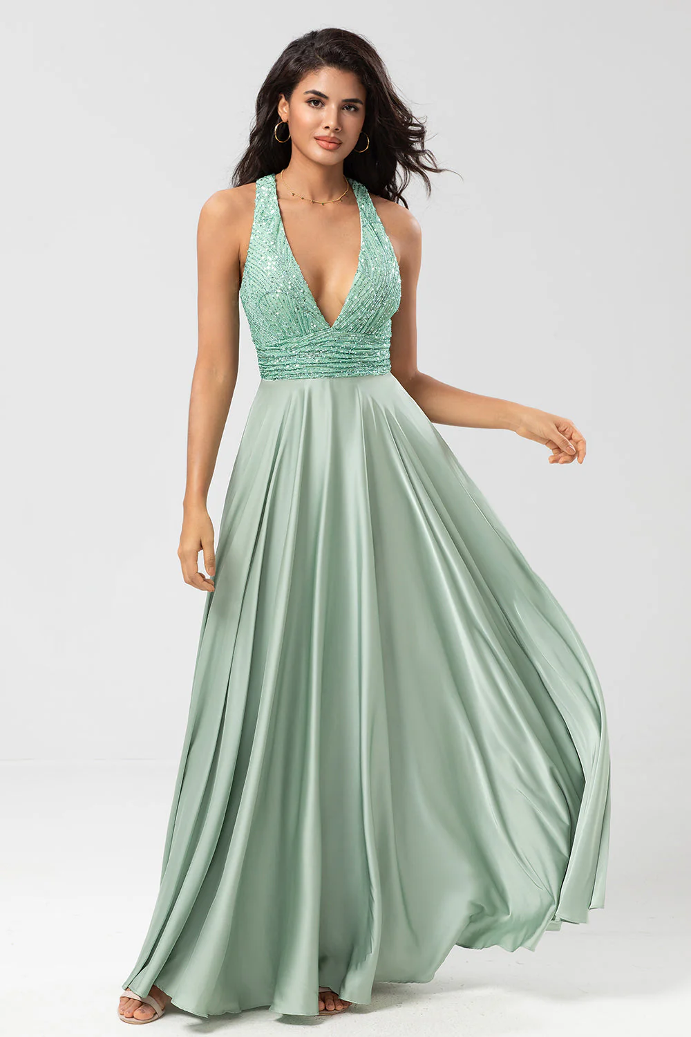 Une ligne sans fin col en V Matcha Robe de demoiselle d’honneur longue avec perles