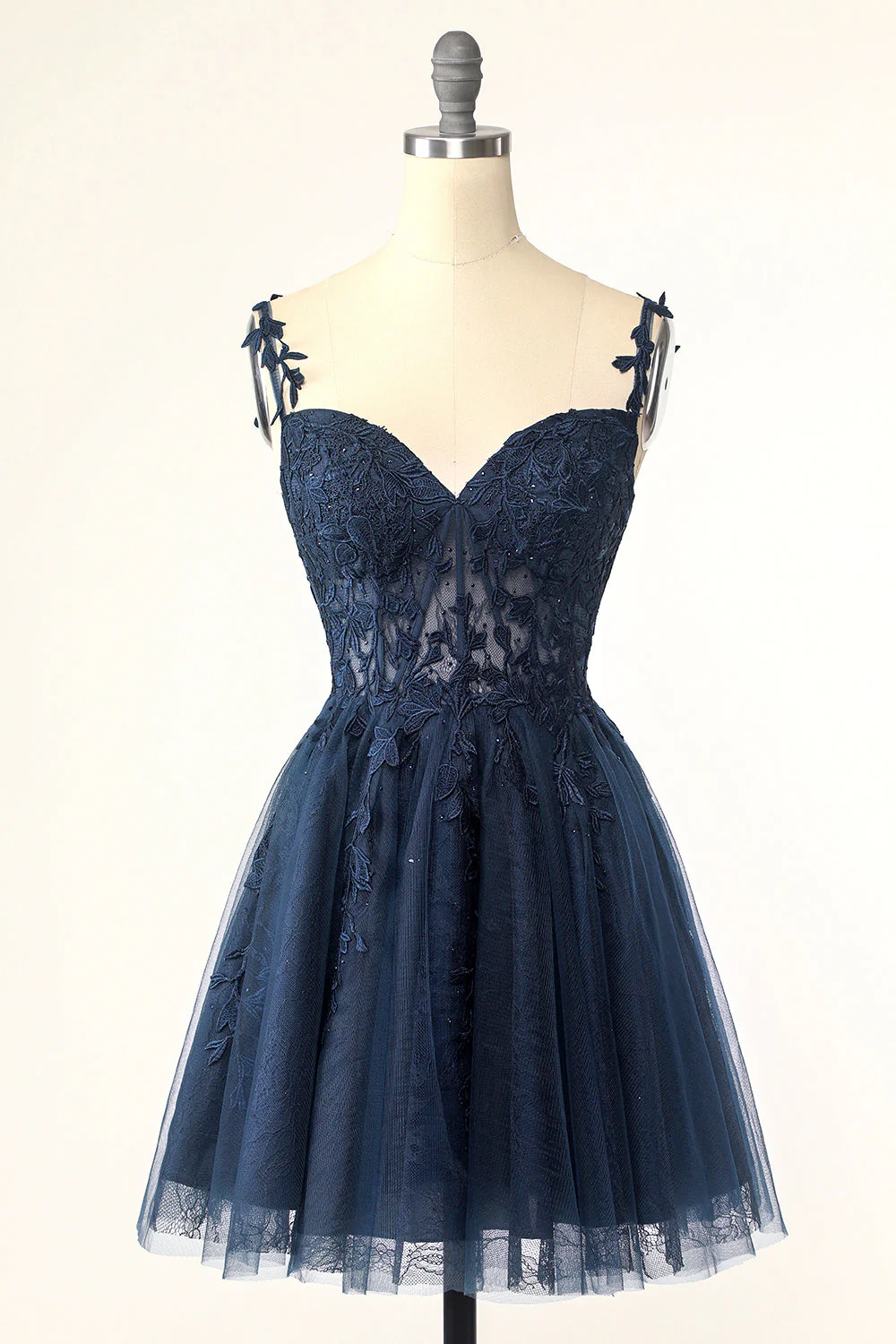 Une ligne Bretelles Spaghetti Gris Robe courte Cocktail avec appliques - Image 13
