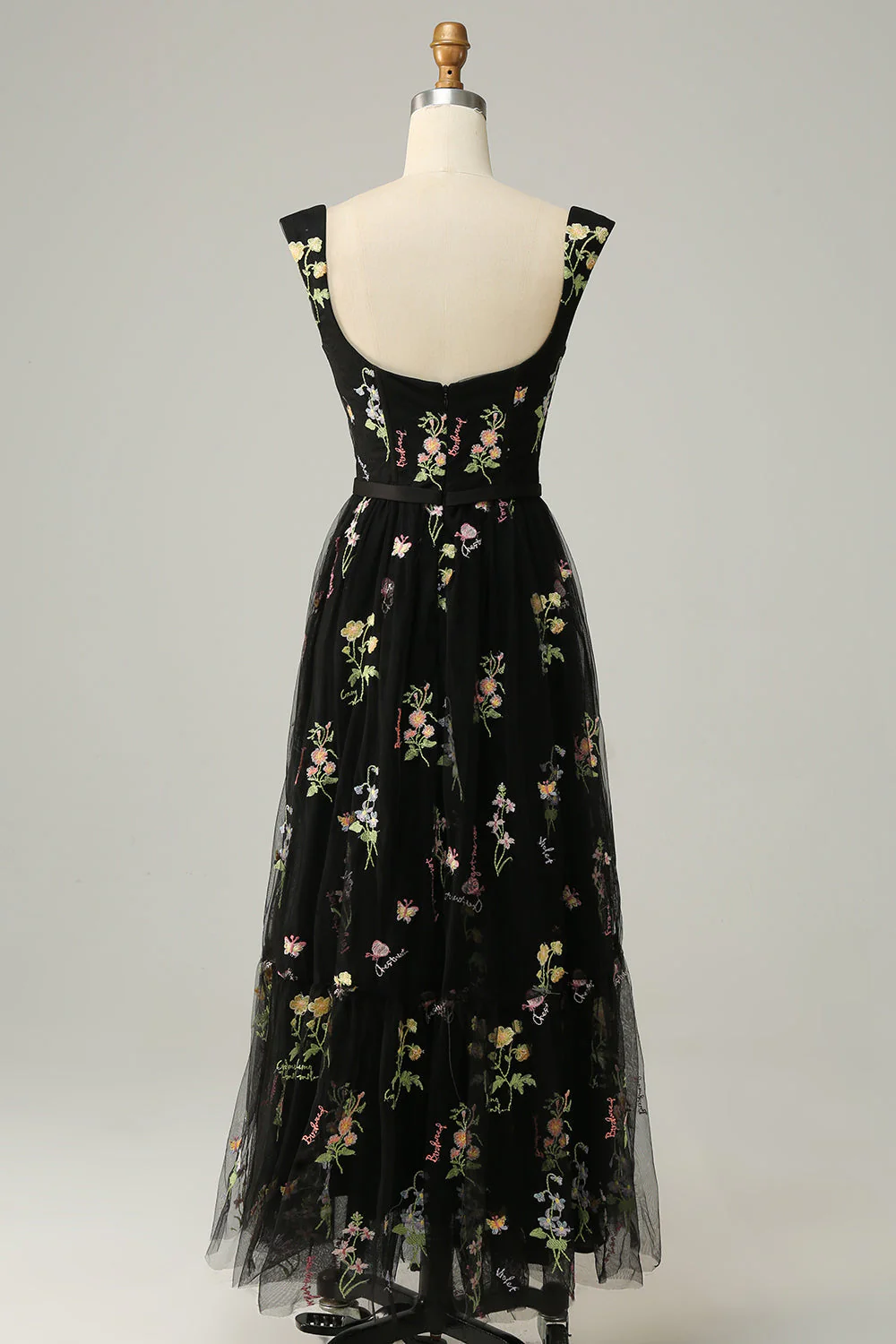 Une ligne Robe de soirée longue noire chérie avec broderie - Image 2
