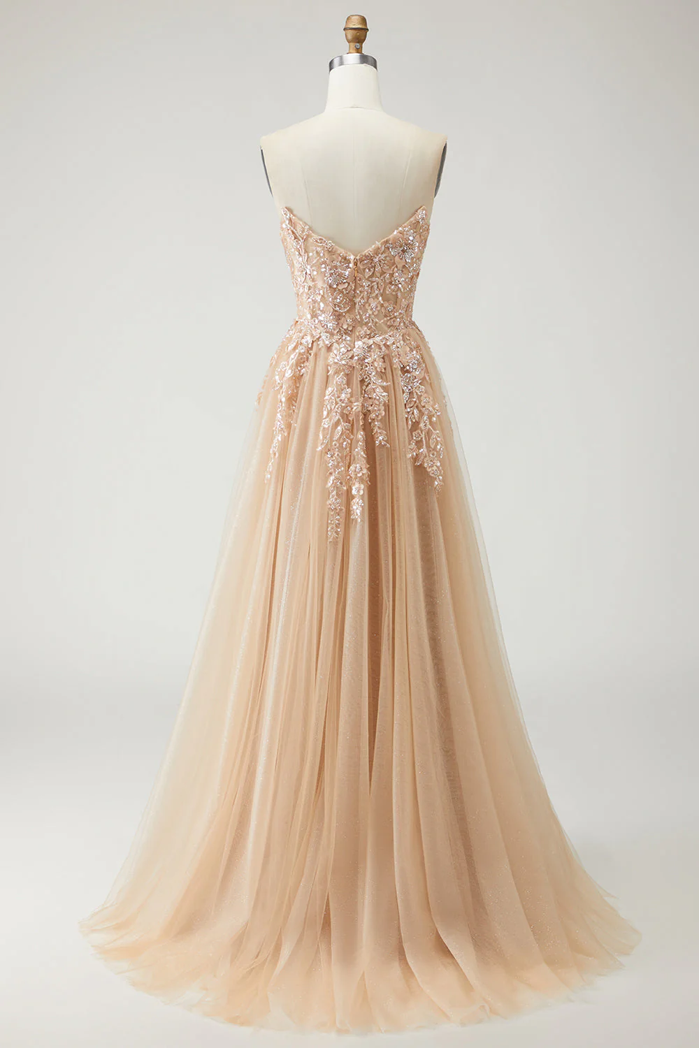 Une robe de bal longue violette appliquée à manches sans bretelles décapotable décapotable - Image 11