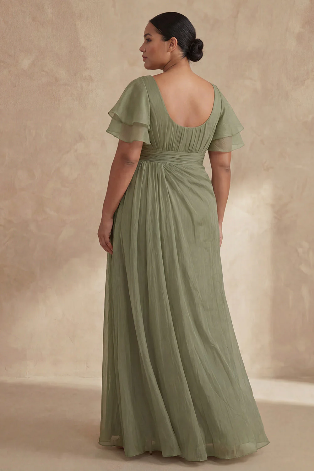 Une robe marin de mariée à large taille Sage poussiéreuse avec des manches à volants - Image 2
