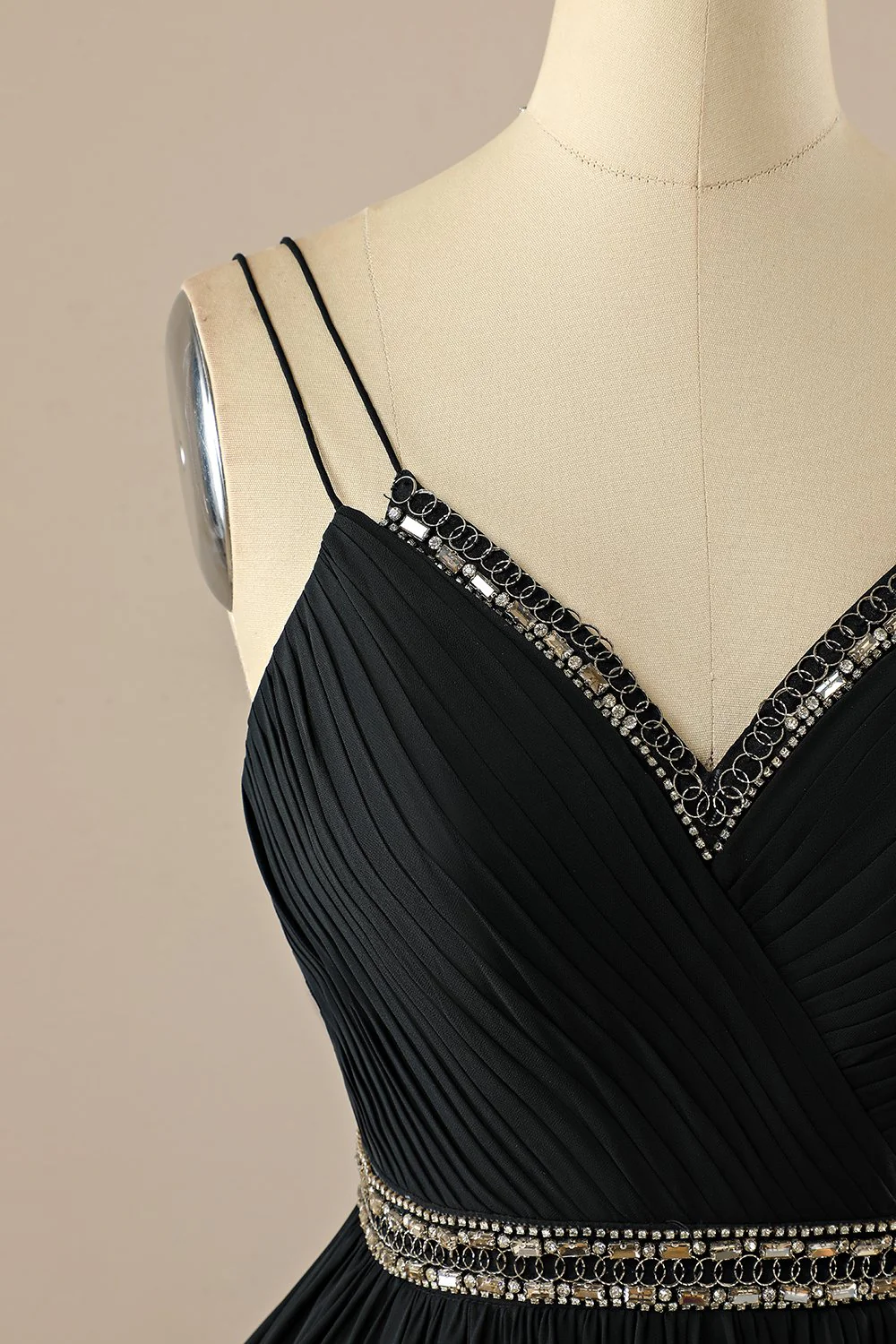 Robe Noire Courte - Image 4