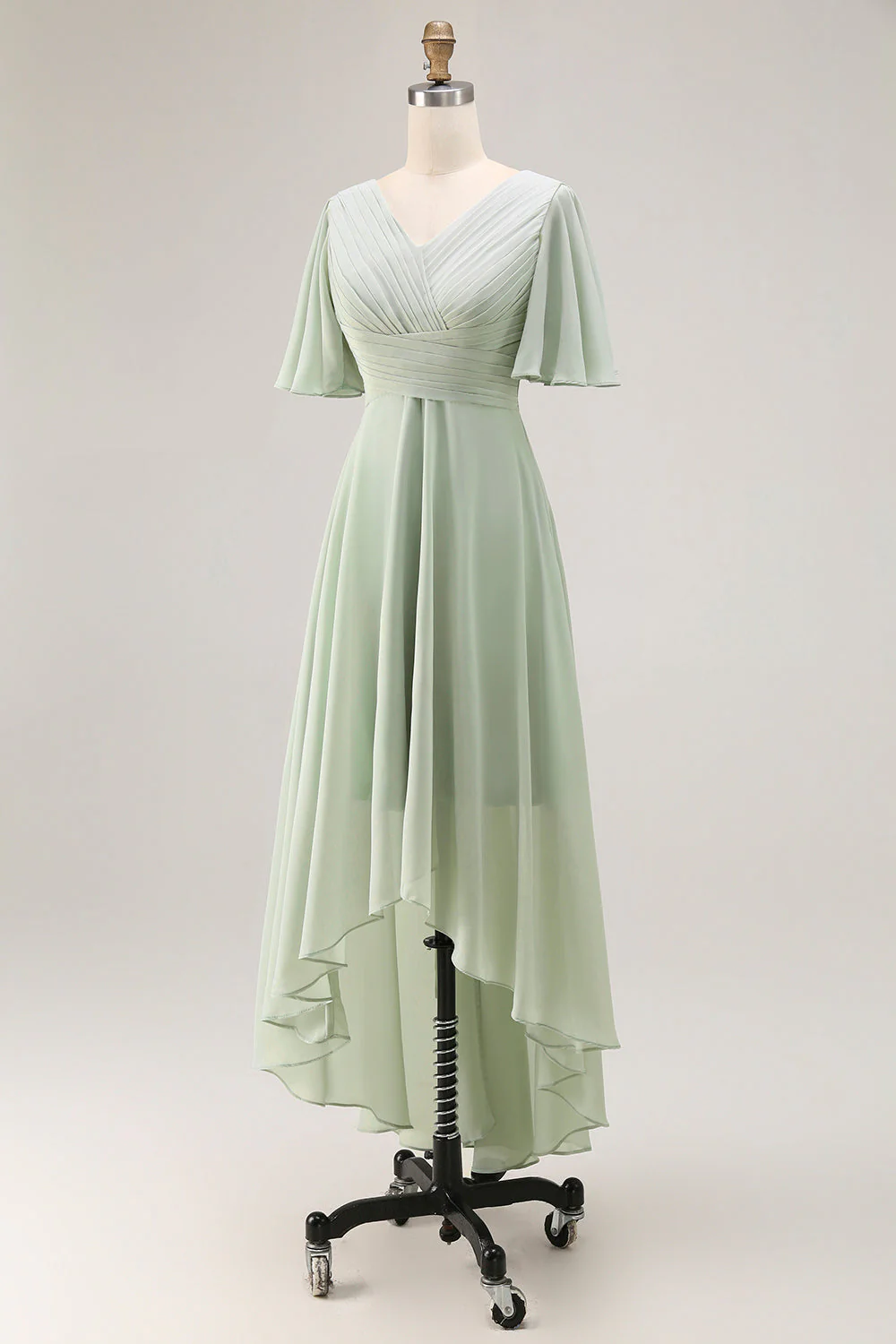 Robe de demoiselle d'honneur vert sauge ligne A plissée asymétrique manches courtes - Image 3