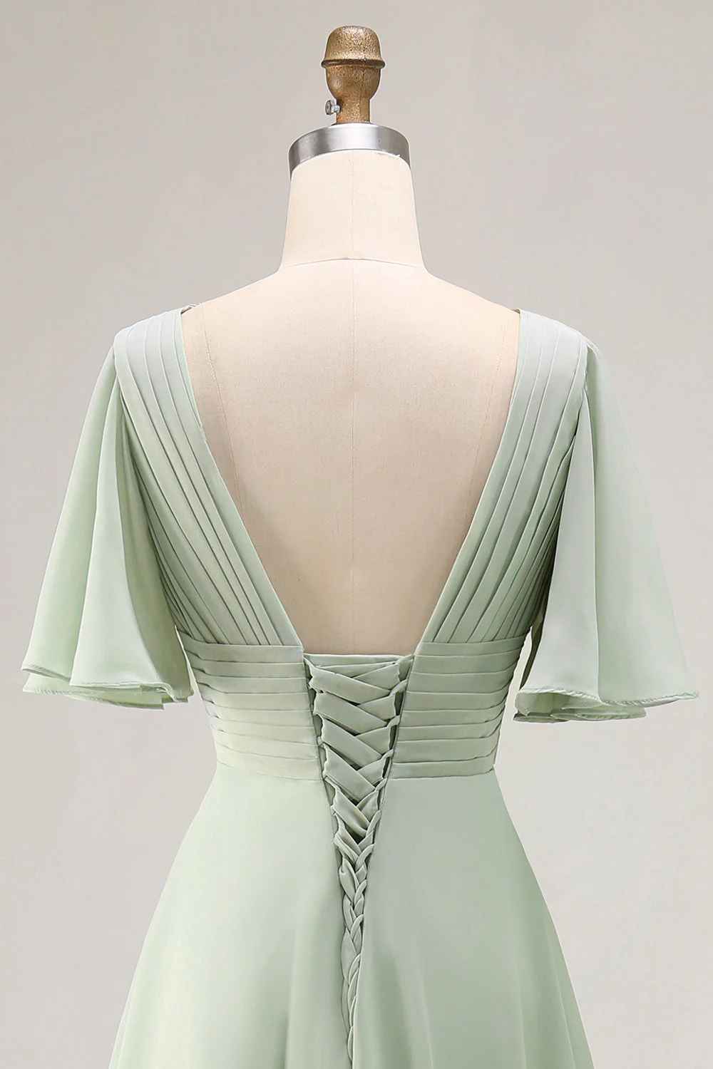 Robe de demoiselle d'honneur vert sauge ligne A plissée asymétrique manches courtes - Image 5