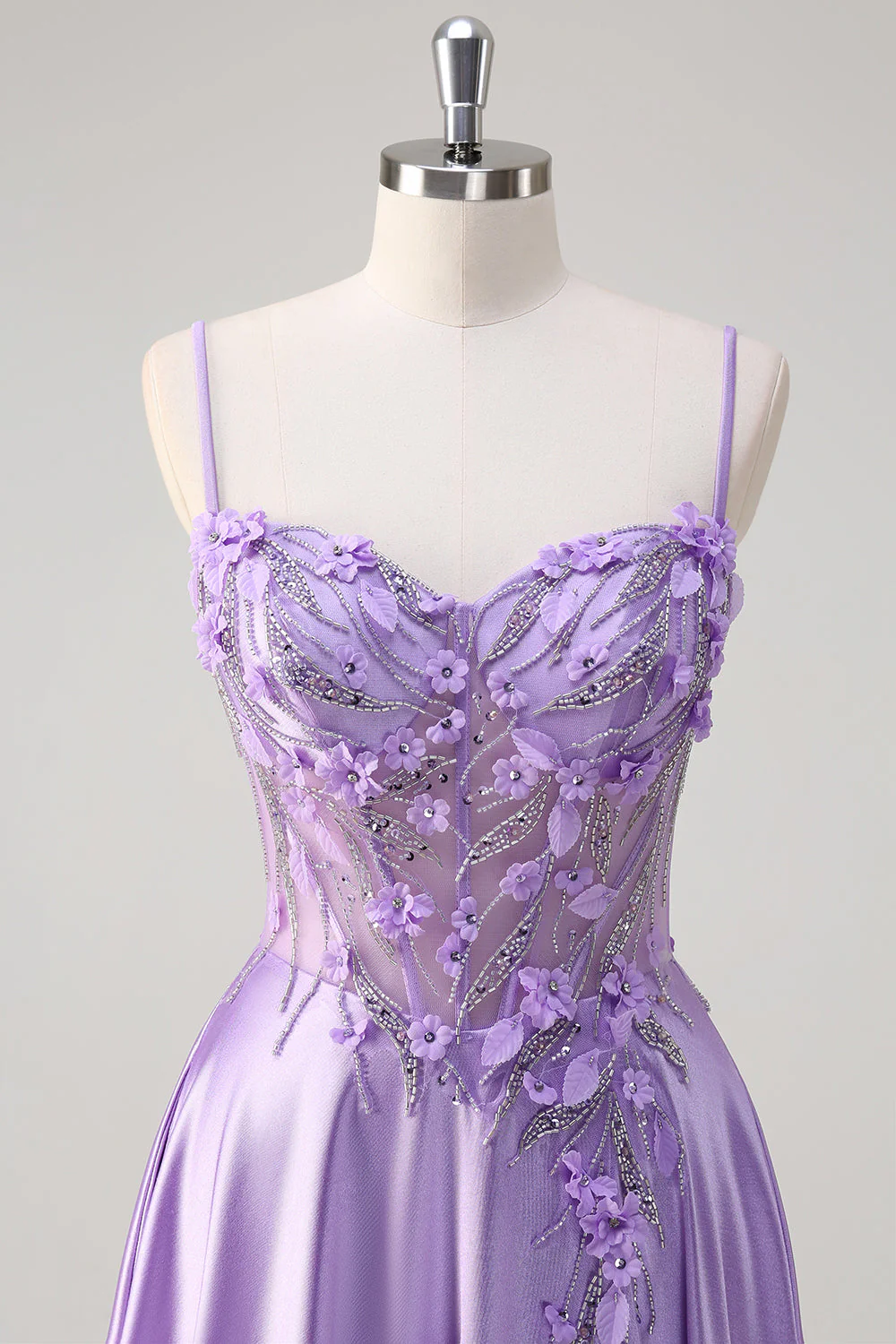 Robe de soirée longue violette à bretelles spaghetti et fente - Image 4