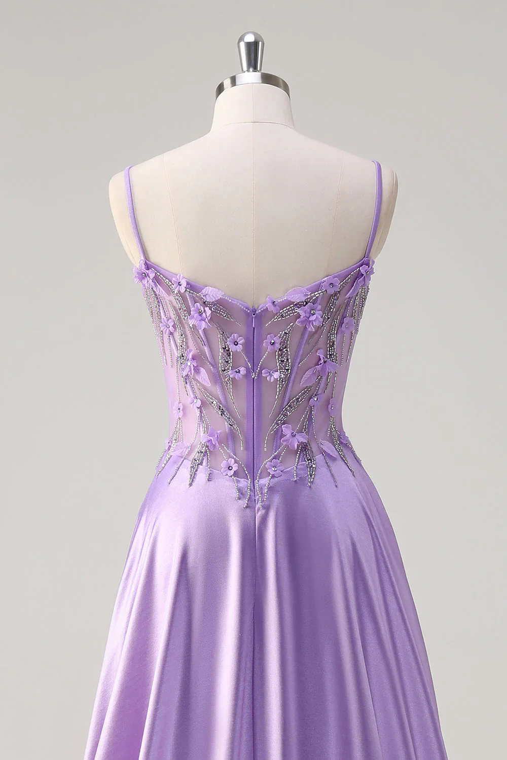 Robe de soirée longue violette à bretelles spaghetti et fente - Image 5