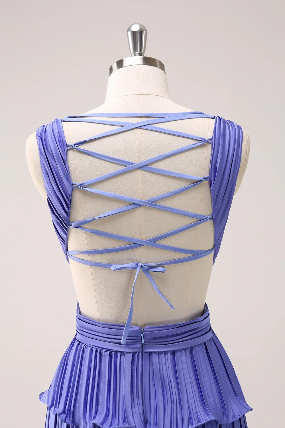 Robe de demoiselle d'honneur longue violette ligne A col V plissée à niveaux et dos lacé avec fente - Image 12