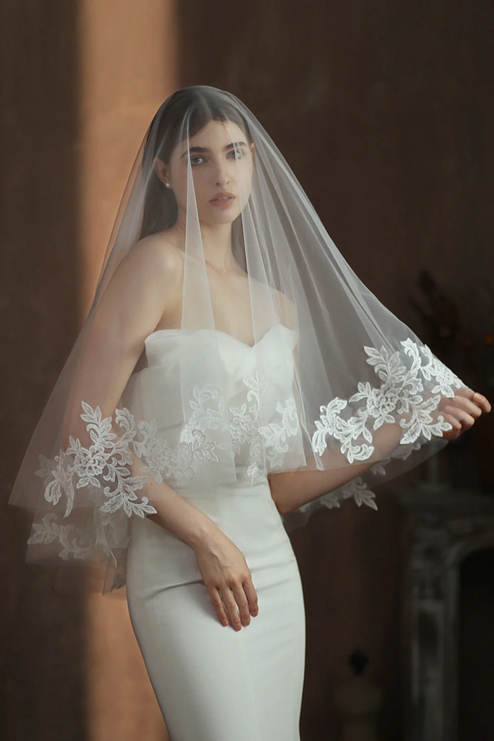 Voile de mariée classique blanc à deux niveaux - Image 3