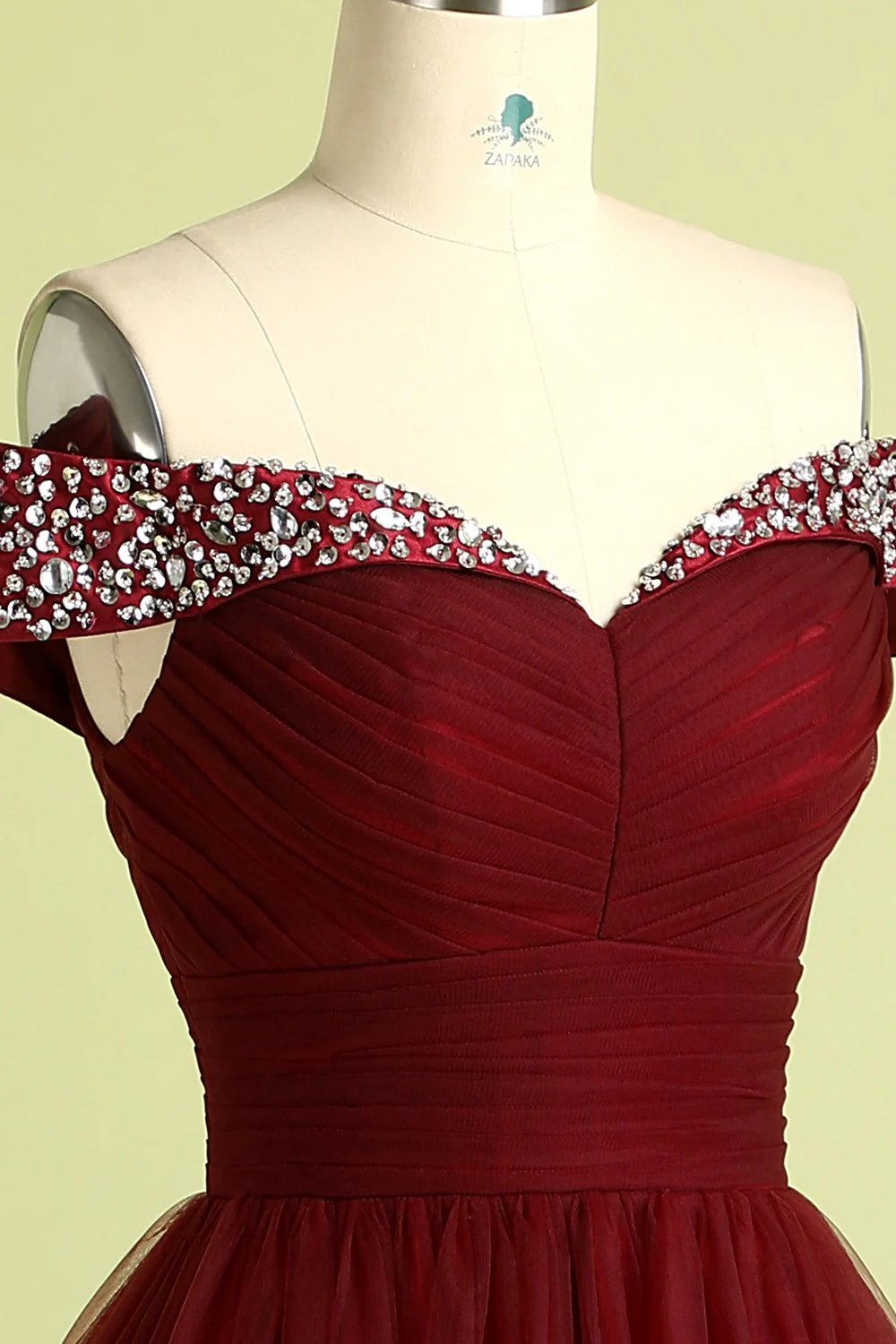 Robe de Bal en Tulle Burgundy Sans Bretelles - Image 5